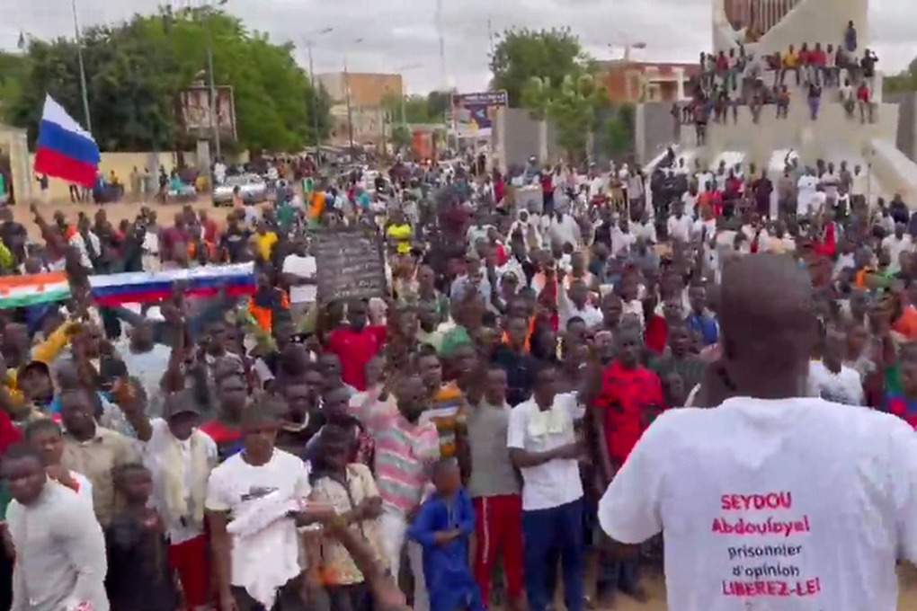 Residents of Ghana took to the pro-Russian rally