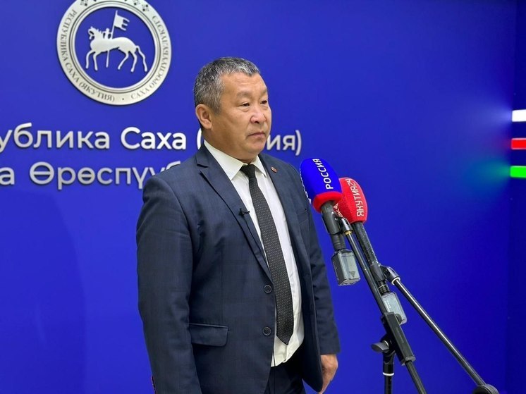 9 вертолётов и 4 самолёта задействованы на тушении пожаров в районах Якутии