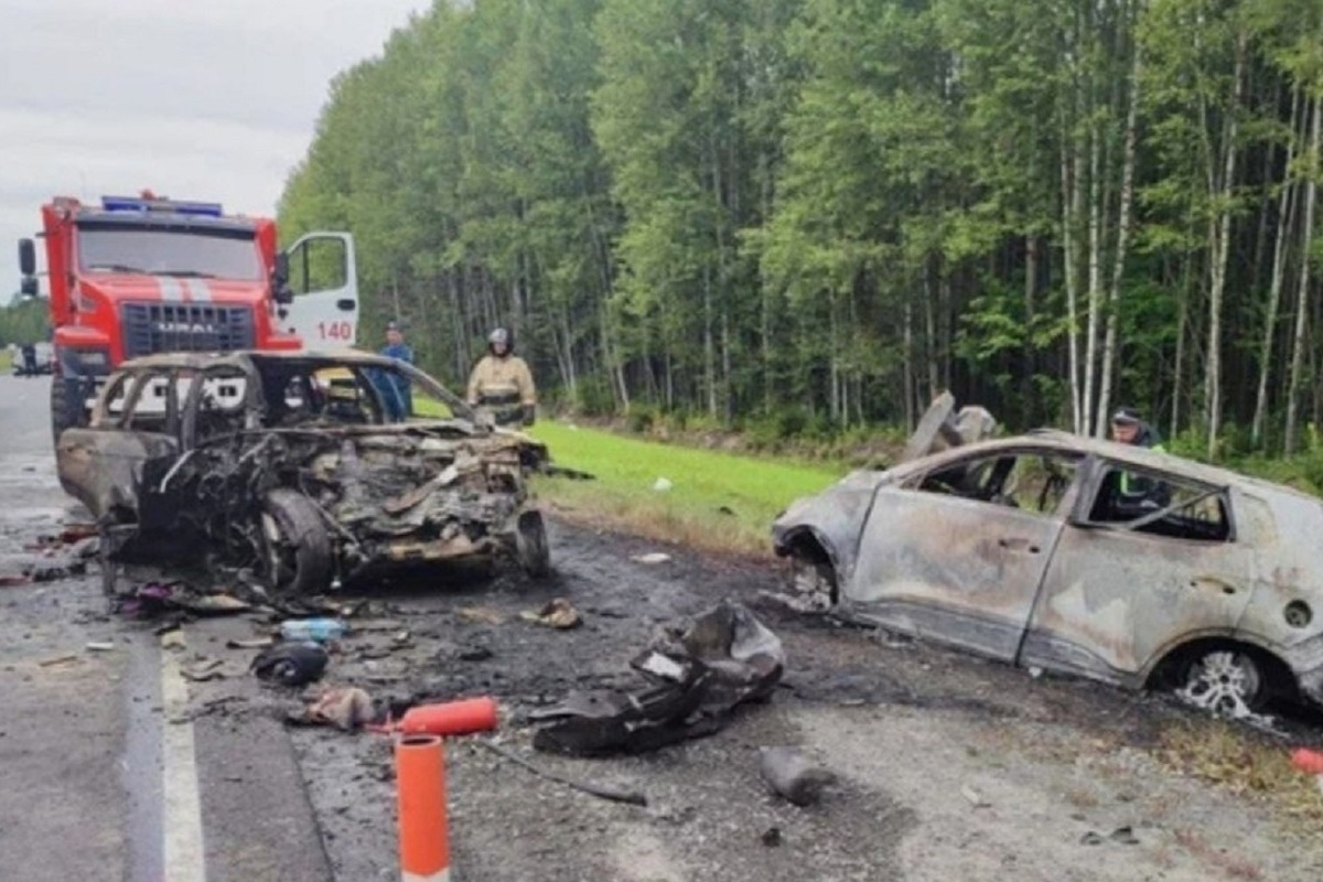 Автомобилист из ЯНАО выжил в аварии с 4 погибшими на трассе Тюмень — Ханты- Мансийск - МК Ямал