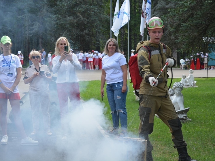Смоленские лесные пожарные приняли участие в «Архитектуре таланта»