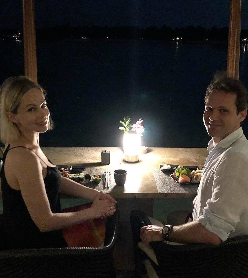 Актриса Ирина Медведева отмечает 41-летие: редкие фото с мужем-французом