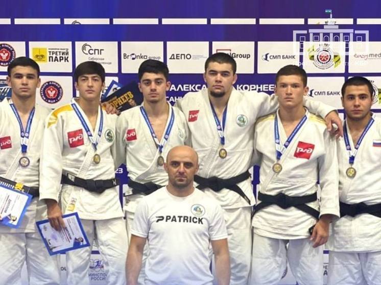 Дзюдоисты Кабардино-Балкарии привезли шесть медалей с соревнований в Санкт-Петербурге