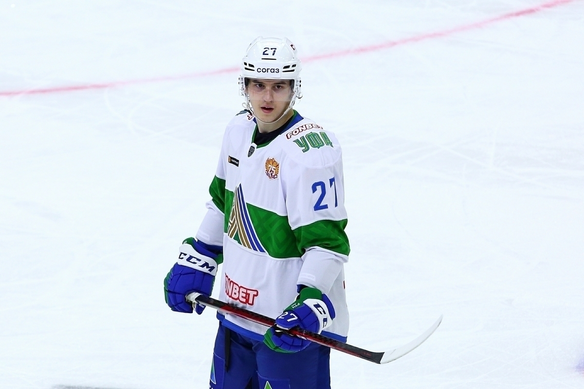 21-летний хоккеист Амиров скончался от опухоли мозга