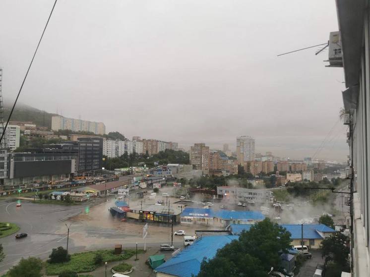 Во Владивостоке затопило кипятком «Третью рабочую»