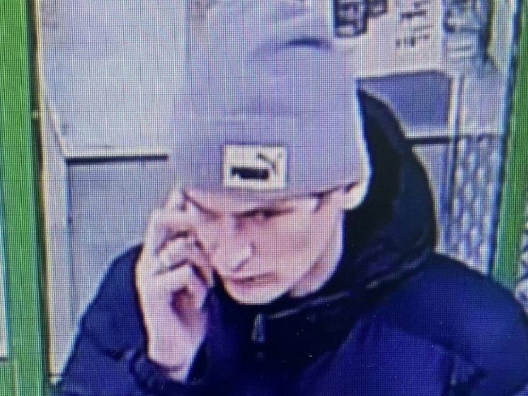 22 килограмма орехов украл из магазина Екатеринбурга неизвестный