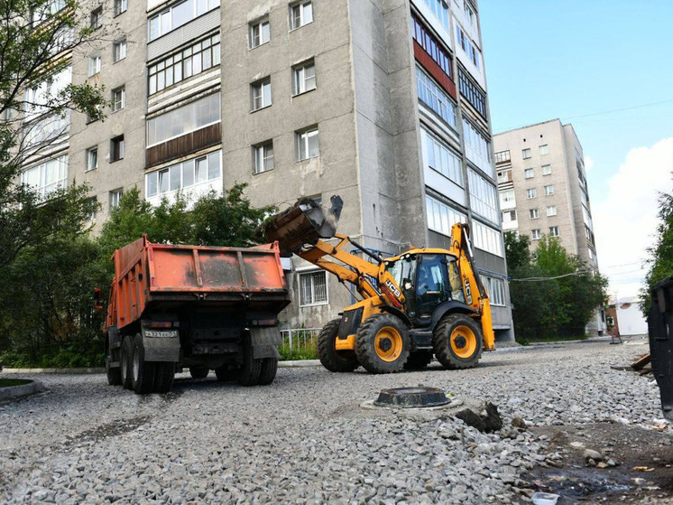 В Мурманске возобновили капремонт придомовых территорий