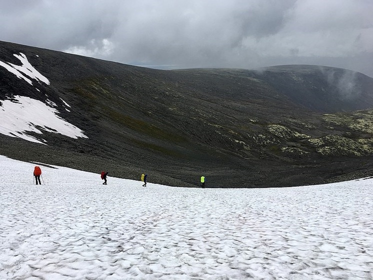Подмосковные школьники покорили крупнейший горный массив на Кольском полуострове
