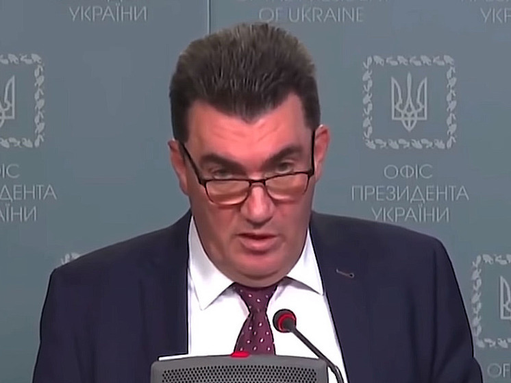 В Киеве раскритиковали предложение чиновника НАТО сдать территории Украины