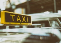 С 1 сентября в России заработает новый закон для таксистов