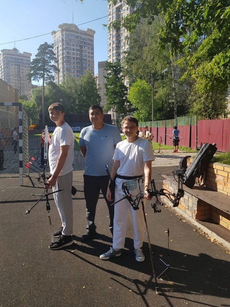 Лучники из Калмыкии приняли участие в сборах в Москве