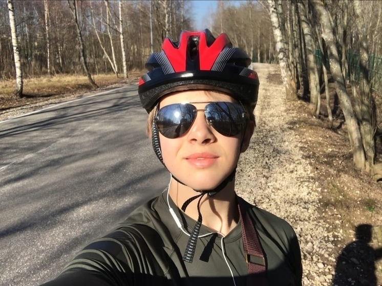 "От Истры до Кремля": подмосковный житель преодолевает на велосипеде более 100 км за поездку
