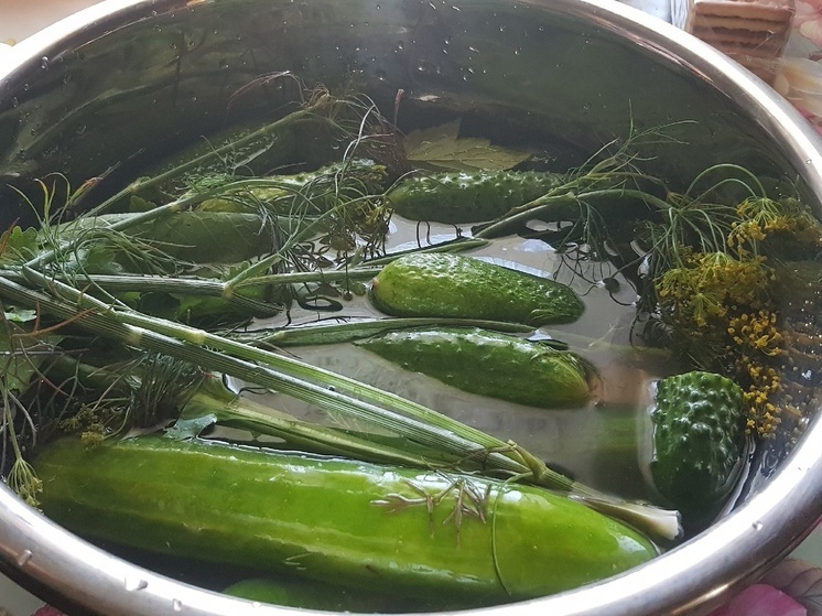 Джинсы с огурцами подорожали в Карелии