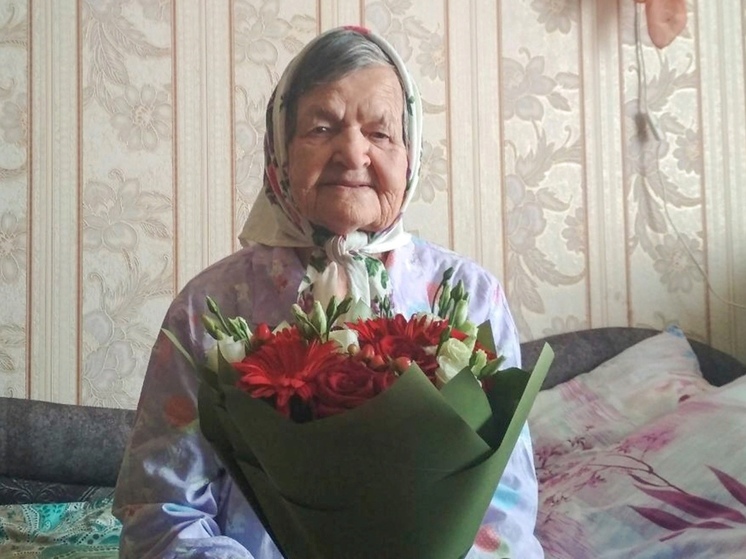 Игорь Руденя поздравил со 101-летием ветерана Веру Иезикильевну Кузнецову