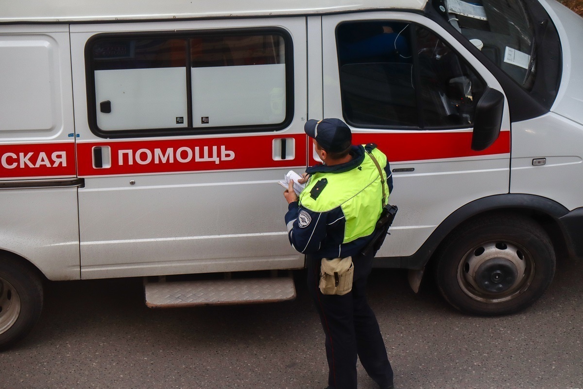 В Ангарске водитель грузовика спровоцировал массовое ДТП с девятью автомобилями