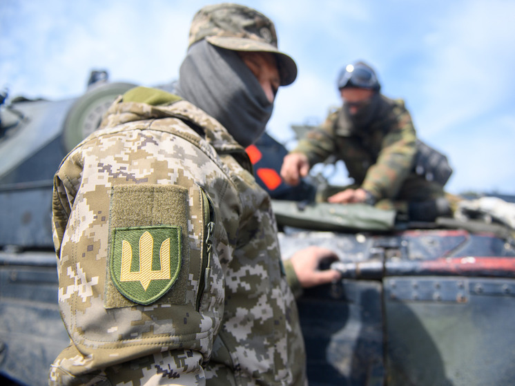 Полковник Макгрегор: ВСУ начали оставлять позиции под Харьковом