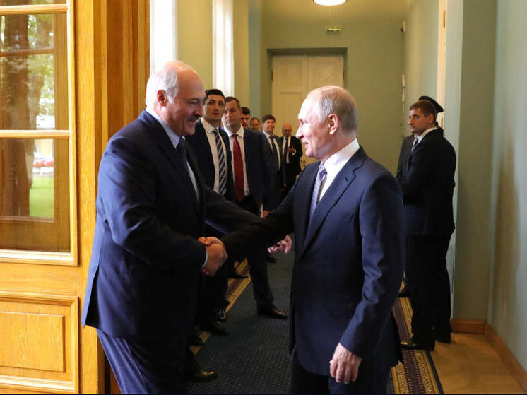 Лукашенко пояснил, почему Путин не взял Киев
