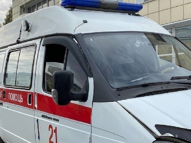 Во дворе барнаульской многоэтажки нашли труп