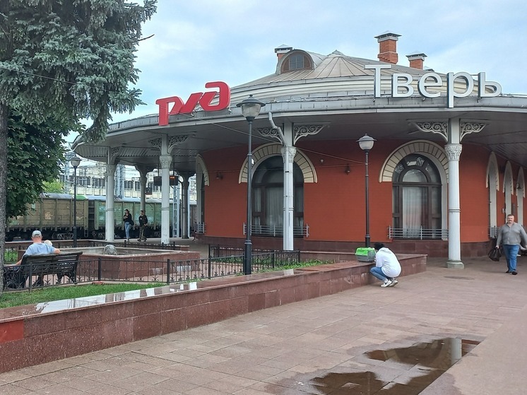 Собеседник украл у москвича смартфон на вокзале в Твери