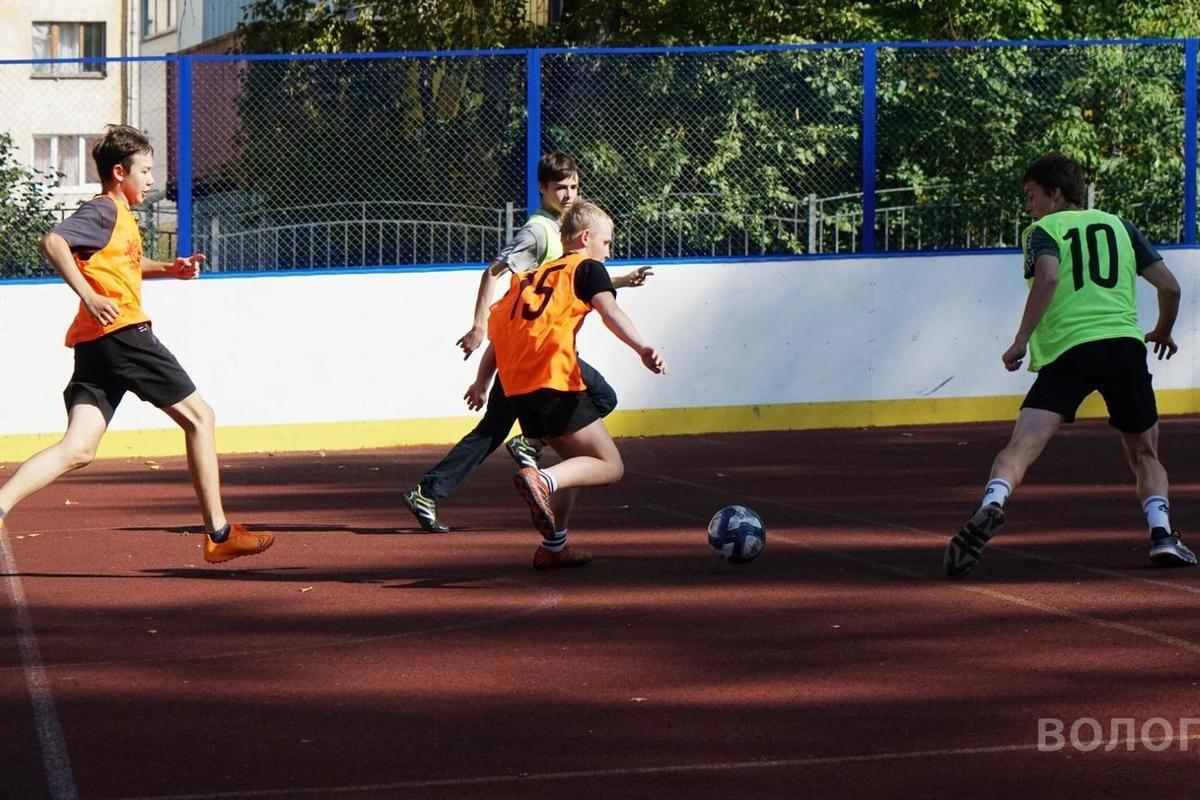 Городской турнир по мини-футболу проходит в Вологде