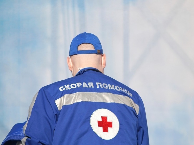 Раненный топором мужчина уполз из воронежской больницы, не дождавшись помощи