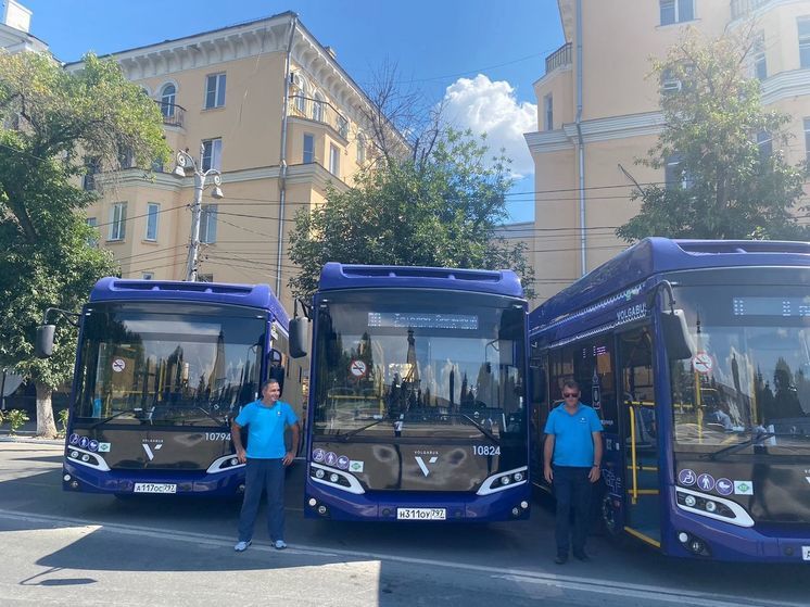Стало известно, когда по Астрахани поедут новые автобусы средней вместимости