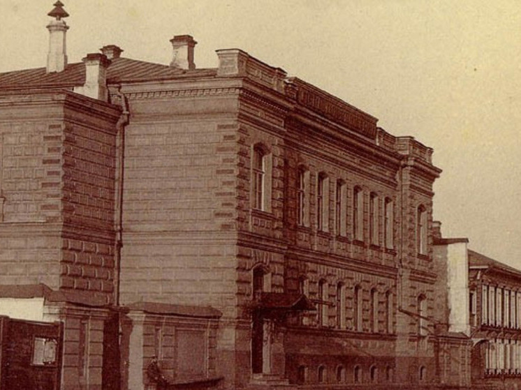 В Красноярске отреставрируют исторический дом Лессинга на Карла Маркса