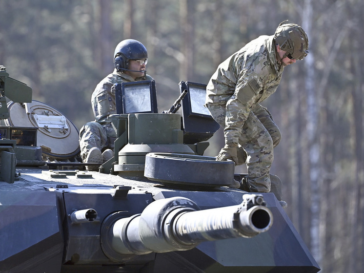 Завершается обучение украинских военных на танках Abrams - СМИ