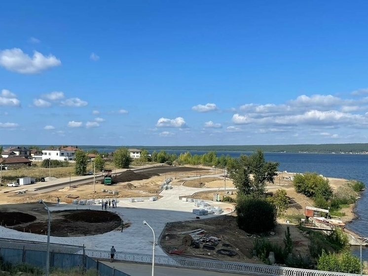 На набережной Табеева в Челнах сделают спуск к воде и расширят тротуар