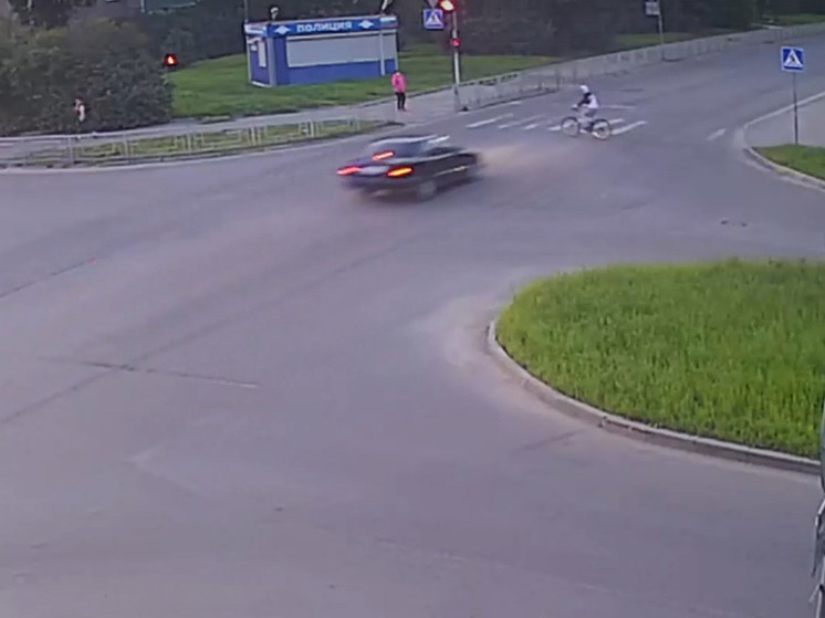Велосипедист перевернулся в воздухе после ДТП в Петрозаводске