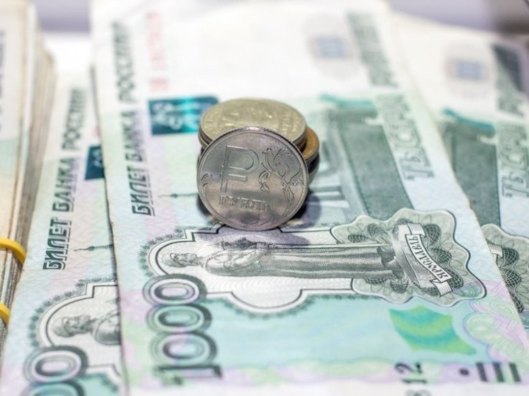Некоторые калининградские контрактники дополнительно получат по 100 тысяч рублей