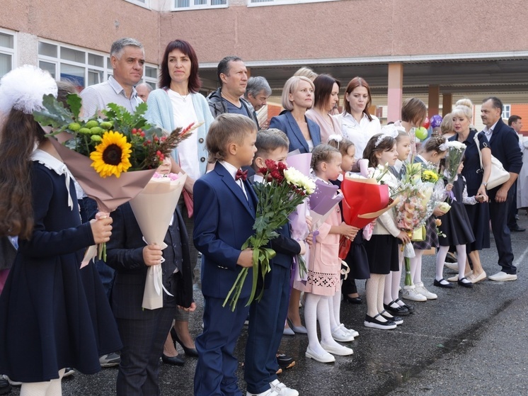 "Рассказывайте забавные истории из своего опыта": психолог Кустова дала советы родителям томских первоклассников