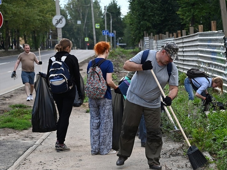 Смоляне вышли на ликвидацию последствий сильных ливней