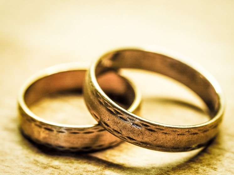Золотую свадьбу отметили пенсионеры из Хакасии