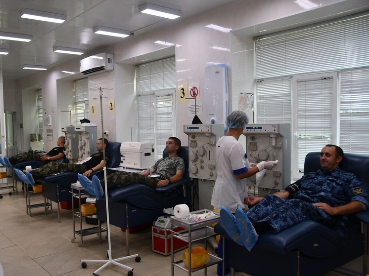 Сотрудники УФСИН России по Смоленской области массово присоединились ко Дню донора
