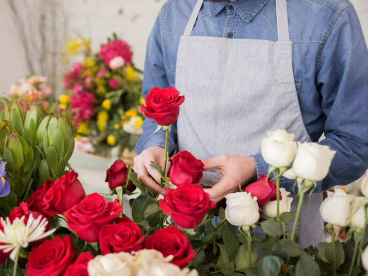Продавец цветов: «Первого сентября стоимость букета вырастет на 50 процентов»