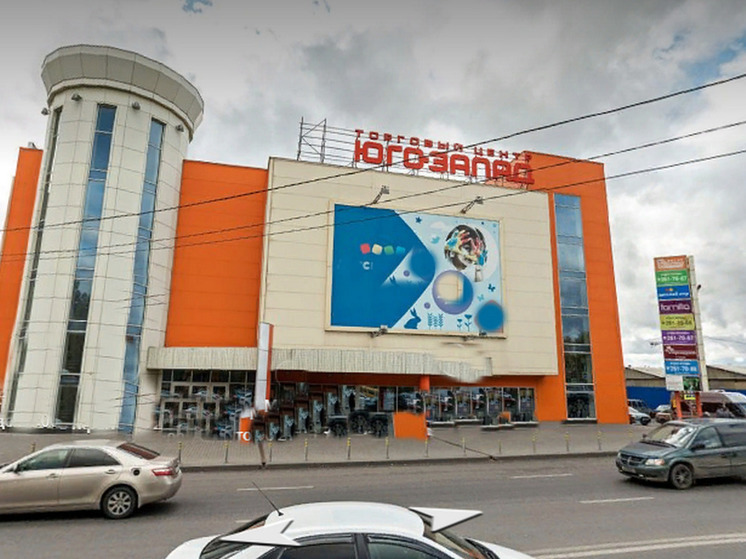 Торговый центр в Советском районе Воронежа эвакуировали из-за письма с угрозой взрыва