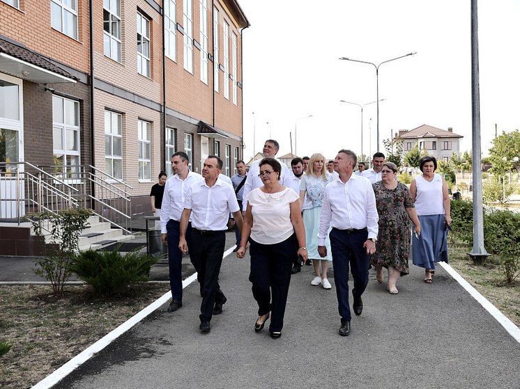 Губернатор Кубани поручил отремонтировать школу в Крымске
