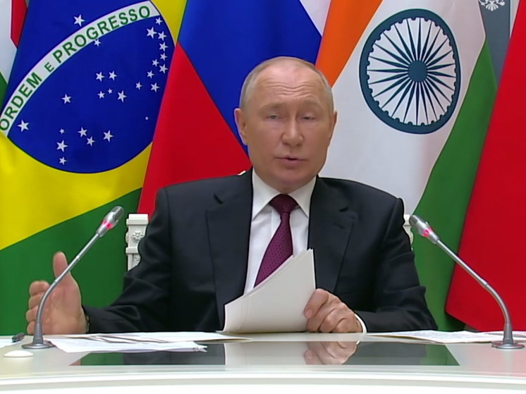 Путин: БРИКС выступает против попыток гегемонии в мире
