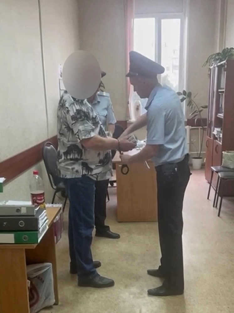В Орле под стражу заключили начальника исправительной колонии