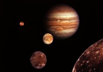 26 и 27 августа в Нагорном парке Барнаула с 21.00 до 23.00 пройдут любительские астрономические наблюдения за Луной, Сатурном и Юпитером