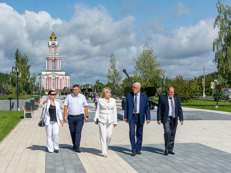 Председатель пензенского правительства посетил мемориал «Курская битва»