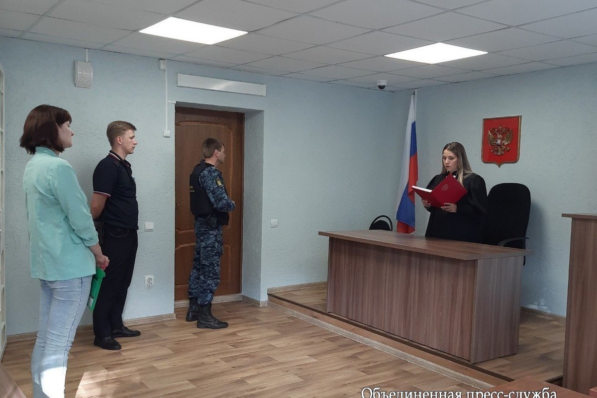 В Курской области пьяная женщина без прав управляла грузовой «Газелью»