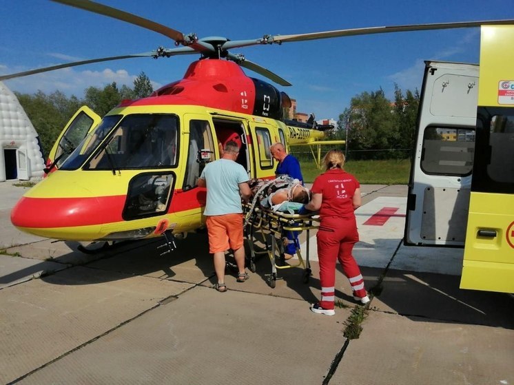 С начала года вертолет санавиации совершил 119 вылетов в Новгородской области