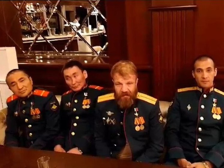 Girl Masha from Ivanovo dedicated her performance to the crew of the Alyosha tank