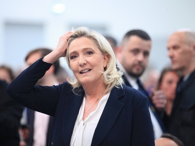Глава французского МВД решил бросить вызов лидеру правых националистов