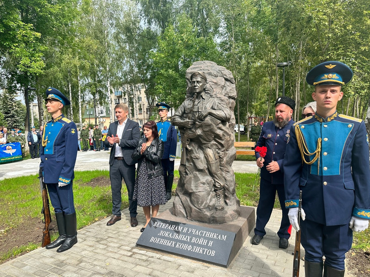 В Фурманове открыли памятник ветеранам и участникам локальных войн и военных конфликтов