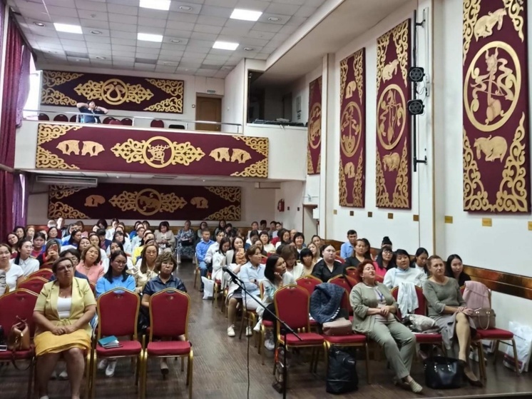 В Туве 149 врачей участвовали в конференции по болезням системы кровообращения