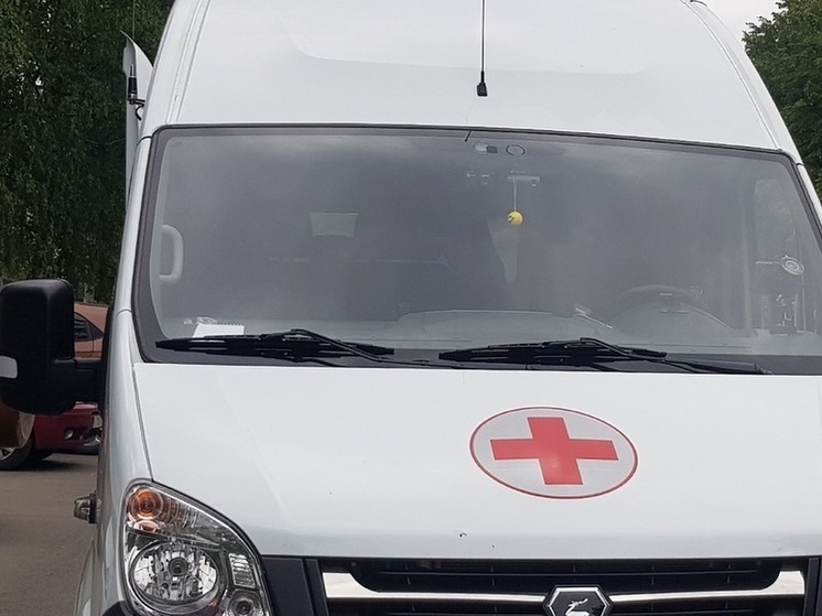 Сотрудники МЧС Петрозаводска спасли мужчину, повисшего на 16 этаже