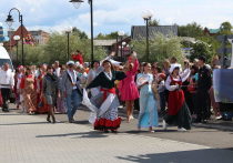 26 августа Козьмодемьянск отпраздновал свой 440-й день рождения. В этот день жителей и гостей города ждала насыщенная праздничная программа. 