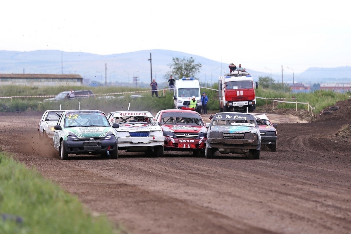 В Хакасии завершился этап чемпионата по автокроссу